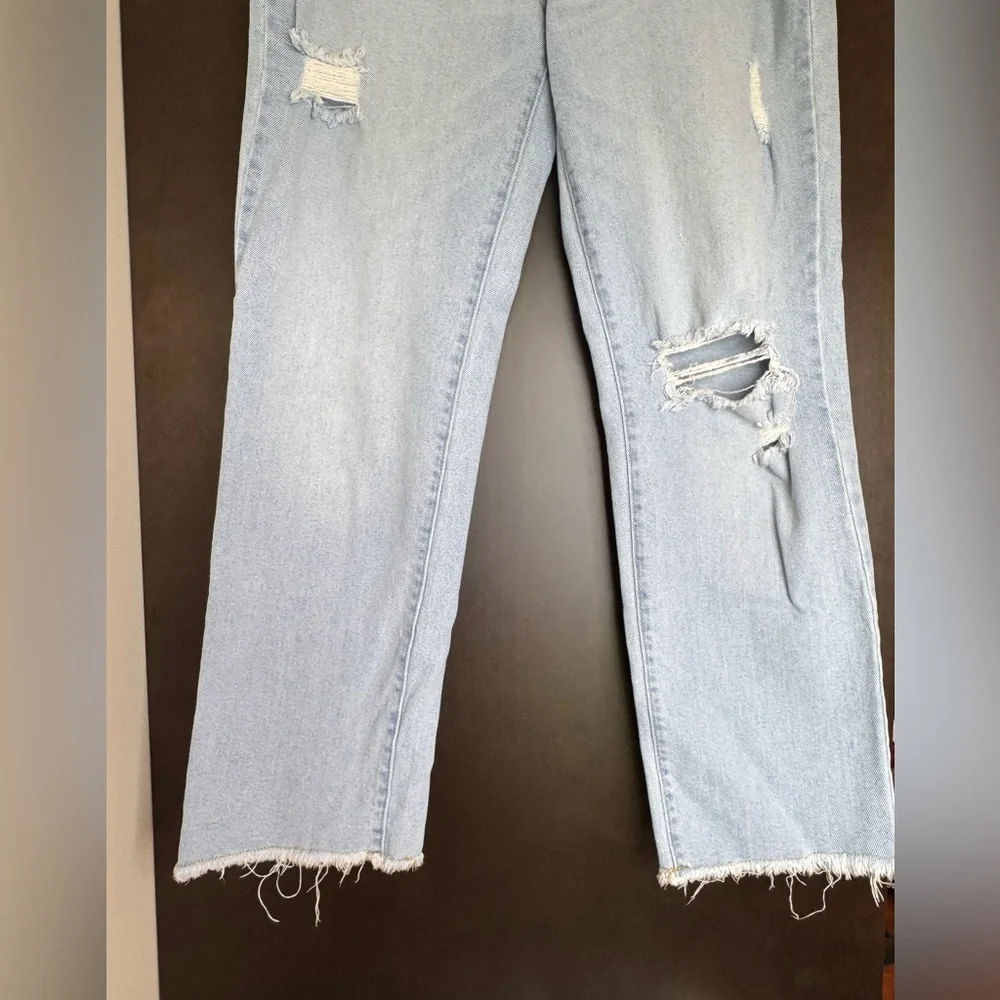 CELEBRITY PINK Distressed High Rise Women's Jeans